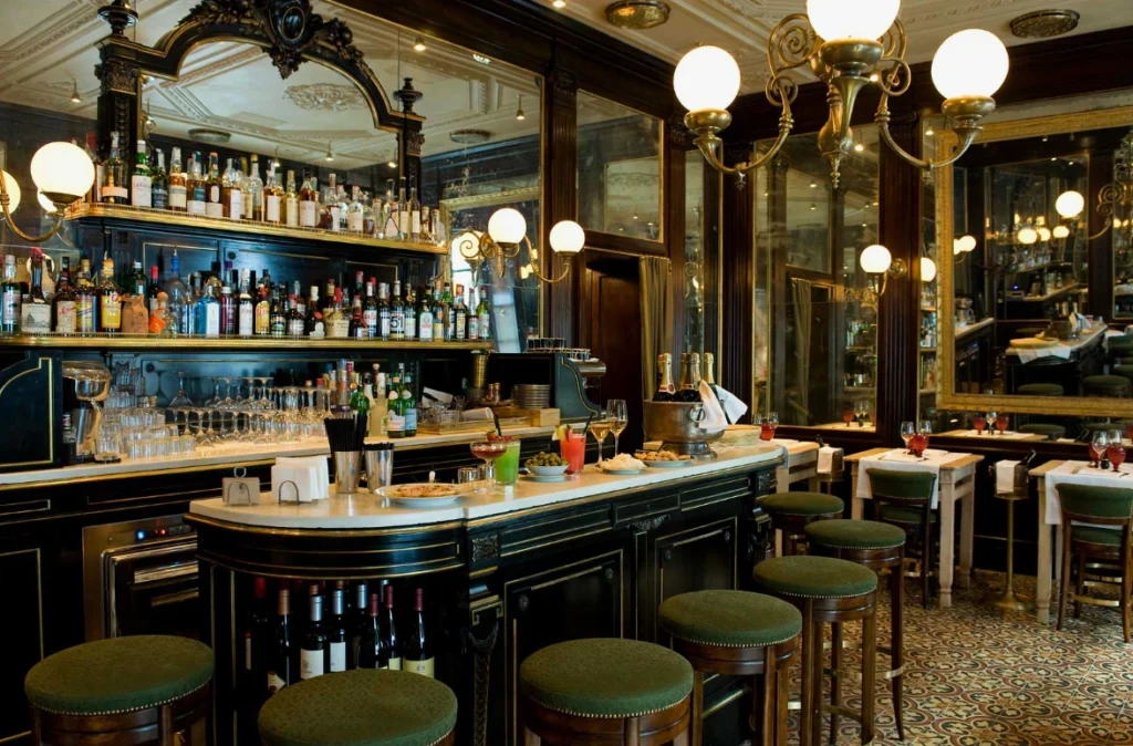 Best wine bars in Pisa for enjoying Tuscan wines